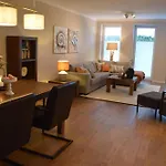 Bomhoffstr. 15, Whg. 4 *