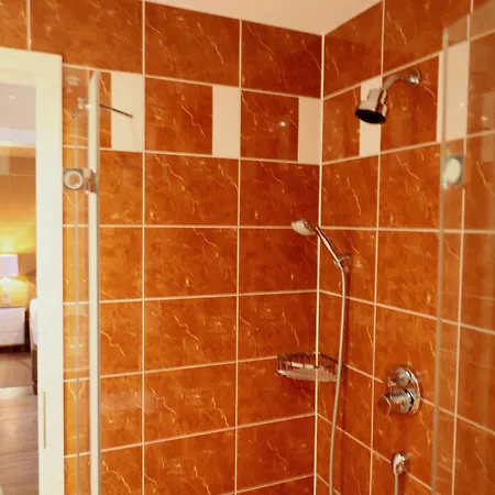 Bomhoffstr. 15, Whg. 4 Apartment