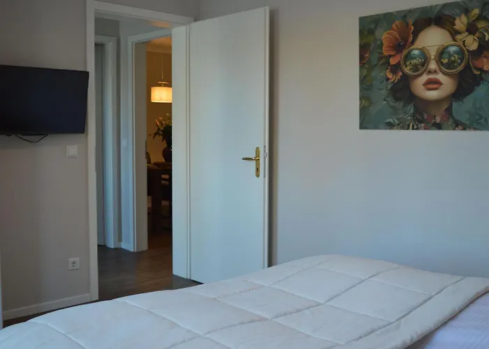 Bomhoffstr. 15, Whg. 4 *